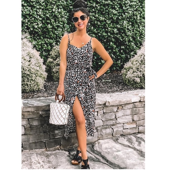 Printed V-Neck Cami Tie Belt Midi Dress - Picture 10 of 12